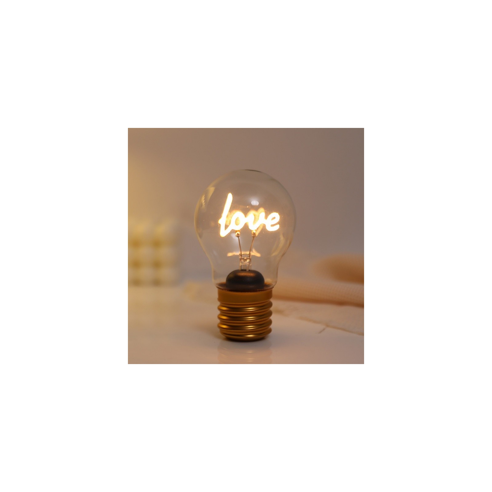 LUCETTA A FORMA DI LAMPADINA LOVE